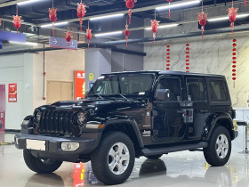 Jeep 牧马人 2019款 2.0T Sahara 四门版 国VI