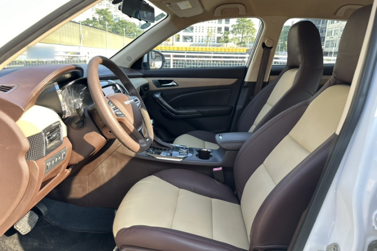 猎豹汽车 猎豹CS9 2018款 1.5T CVT劲锐型中控内饰7002