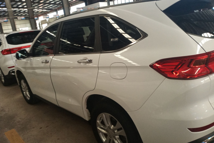 哈弗M6 2023款 PLUS 1.5T 手动精英智联型车身外观6003