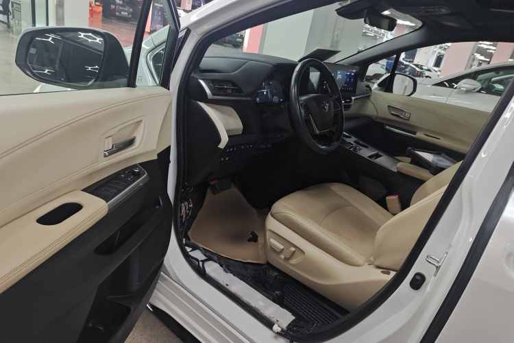 丰田 赛那SIENNA 2023款 2.5L混动 至尊版中控内饰20