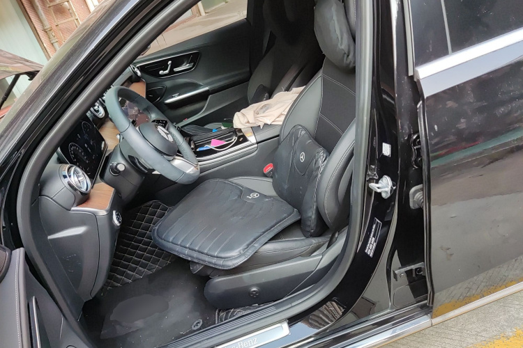 奔驰C级 2023款 改款 C 260 L中控内饰19