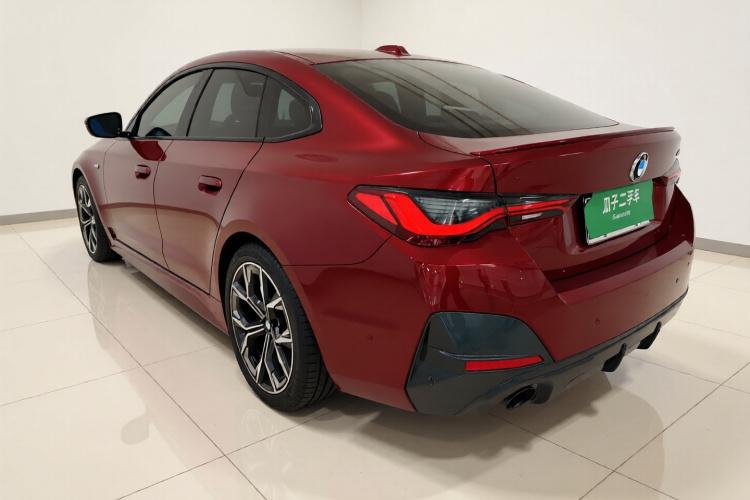 宝马4系 2022款 430i Gran Coupe M运动曜夜套装车身外观5