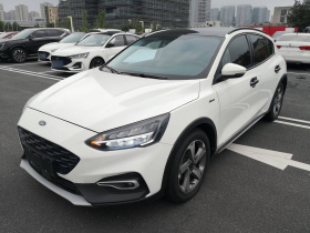 福特 福克斯Active 2021款 EcoBoost 180 自动劲潮型