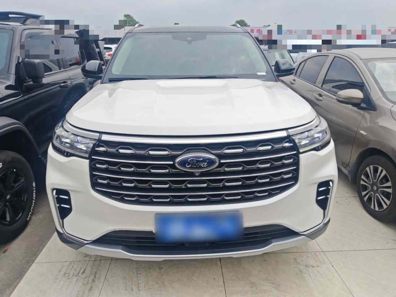 福特 探险者 2023款 EcoBoost 285 四驱风尚plus版 7座(1)