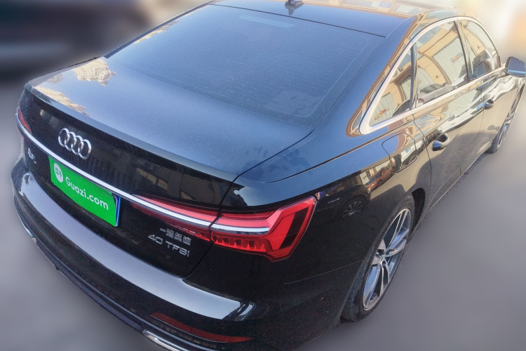 奥迪A6L 2019款 40 TFSI 豪华动感型车身外观7