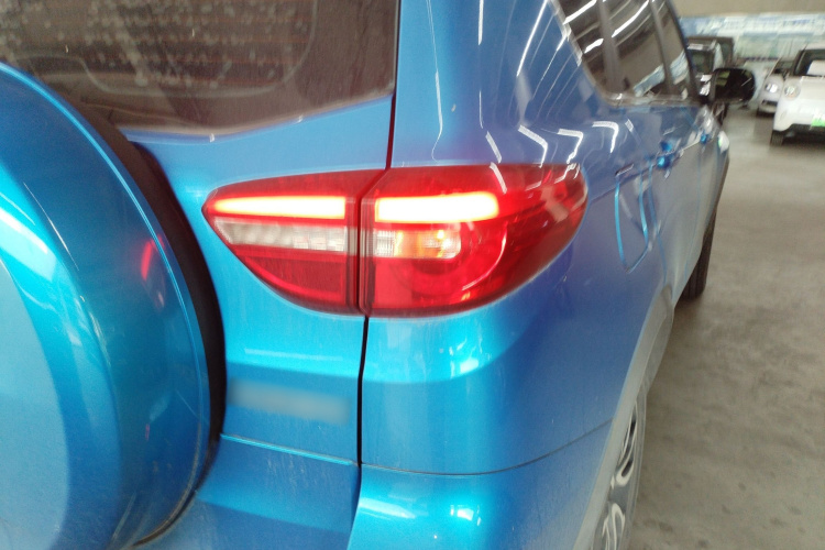 凯翼X3 2016款 1.6L 手动智联III版车身外观9