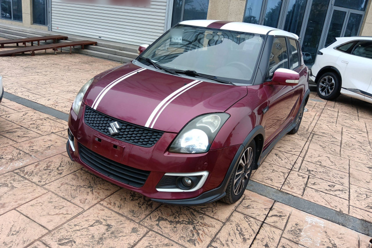 铃木 雨燕 2013款 1.5L 自动20周年限量版车身外观1