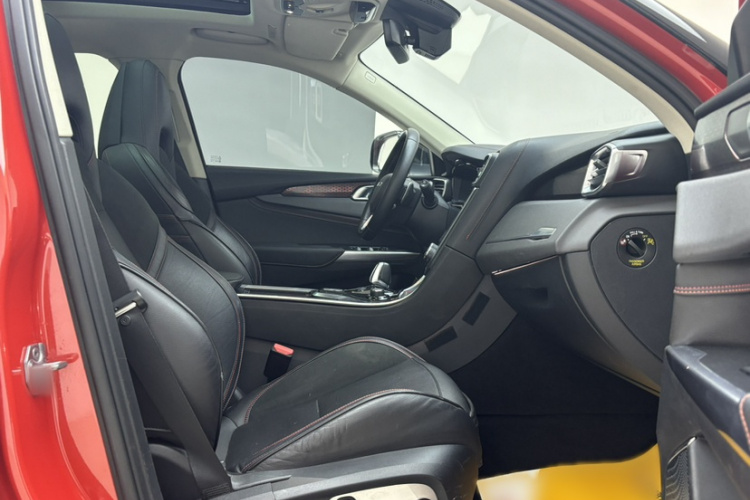 领克01 2017款 2.0T 四驱劲Pro版中控内饰7003