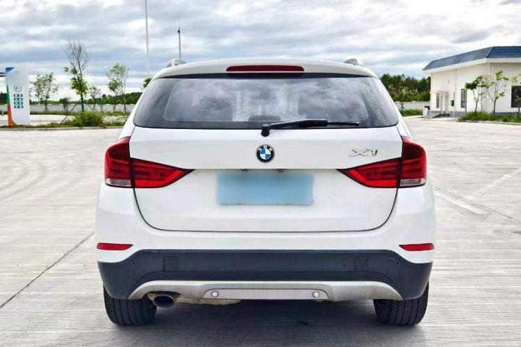 宝马X1 2013款 sDrive18i 时尚型车身外观6005