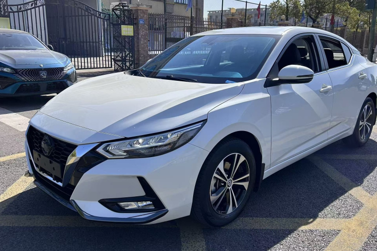 日产 轩逸 2022款 1.6L XL CVT悦享版车身外观1