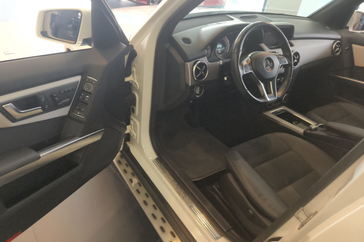 奔驰GLK级 2014款 GLK 200 标准型中控内饰7003