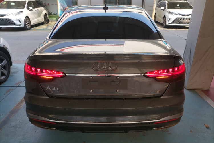 奥迪A4L 2020款 40 TFSI 豪华动感型车身外观6
