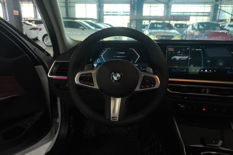 宝马3系 2023款 325Li M运动套装局部细节13