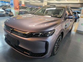 岚图汽车 岚图FREE 2025款 FREE+ 四驱乾崑版