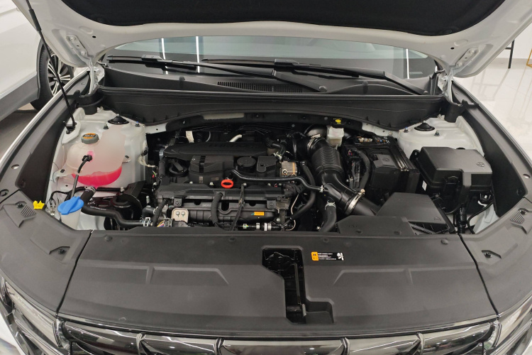 现代 2023款 途胜L 1.5T 自动两驱GLX精英版机舱底盘24