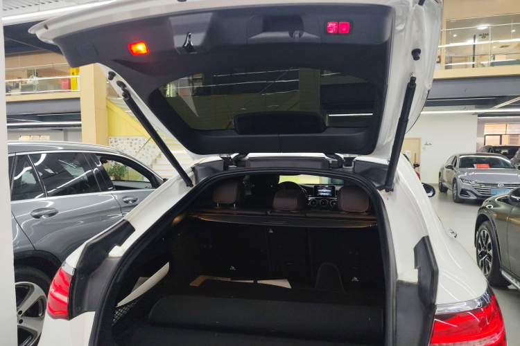 奔驰GLC轿跑 2019款 改款 GLC 260 4MATIC 轿跑SUV局部细节23