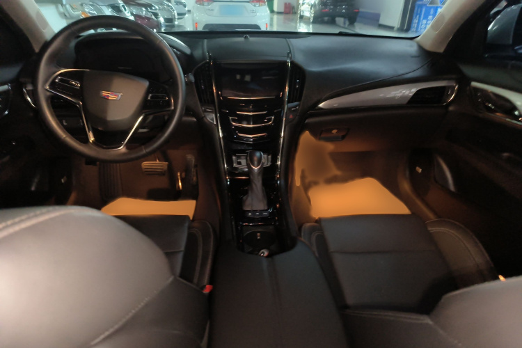 凯迪拉克ATS-L 2016款 28T 时尚型中控内饰7002