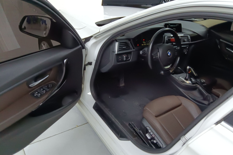 宝马3系 2018款 320Li 时尚型中控内饰20