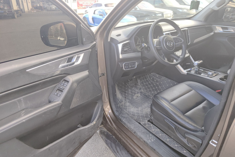 长城 炮 2021款 2.0T商用版自动柴油四驱精英型长箱GW4D20M中控内饰20