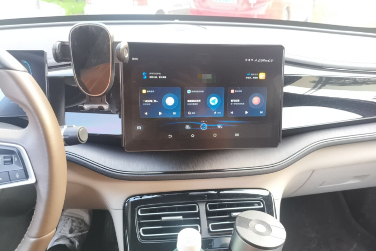 比亚迪 秦PLUS 2024款 荣耀版 DM-i 55KM领先型局部细节16