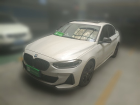 宝马1系 2021款 改款 125i M运动曜夜版