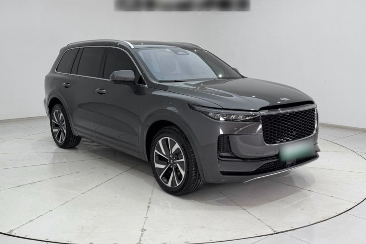 理想汽车 理想ONE 2021款 增程6座版车身外观3