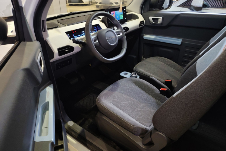 吉利银河 2024款 熊猫mini 200km 耐力熊中控内饰20