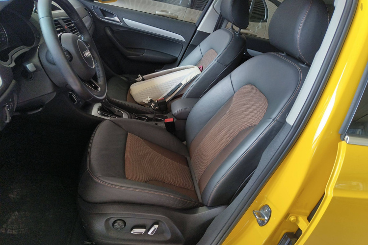 奥迪Q3 2017款 30 TFSI 时尚型局部细节19