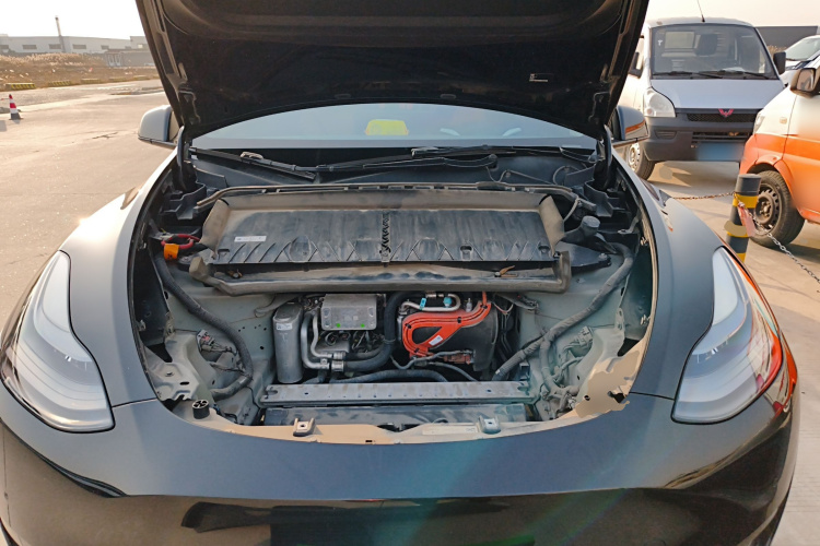 特斯拉 Model Y 2022款 后轮驱动版局部细节24