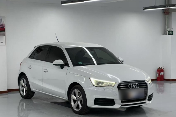 奥迪A1 2016款 30 TFSI Sportback Design风尚版车身外观6001