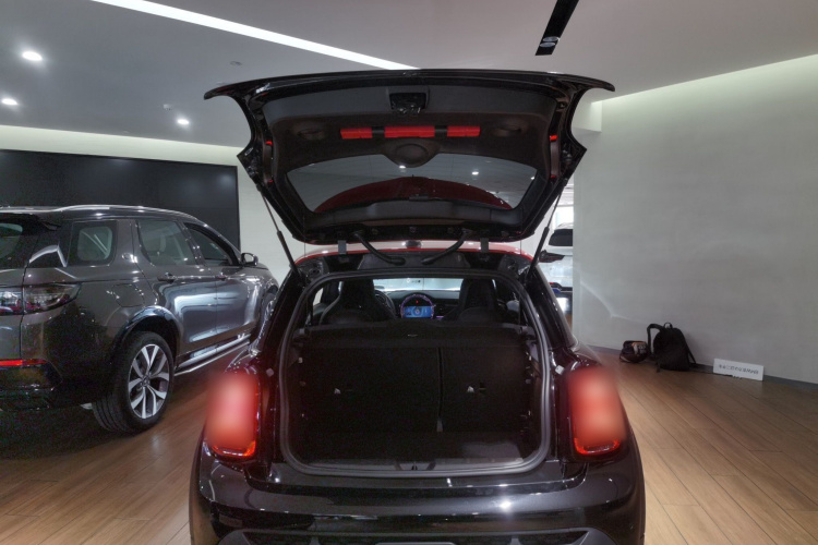 MINI JCW 2022款 2.0T JOHN COOPER WORKS ALL-IN局部细节23