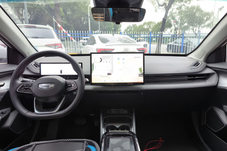 吉利几何G6 2022款 480 新享型中控内饰12