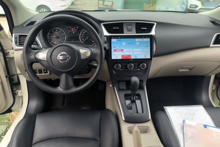 日产 轩逸 2019款 1.6XE CVT舒适版 国V中控内饰12