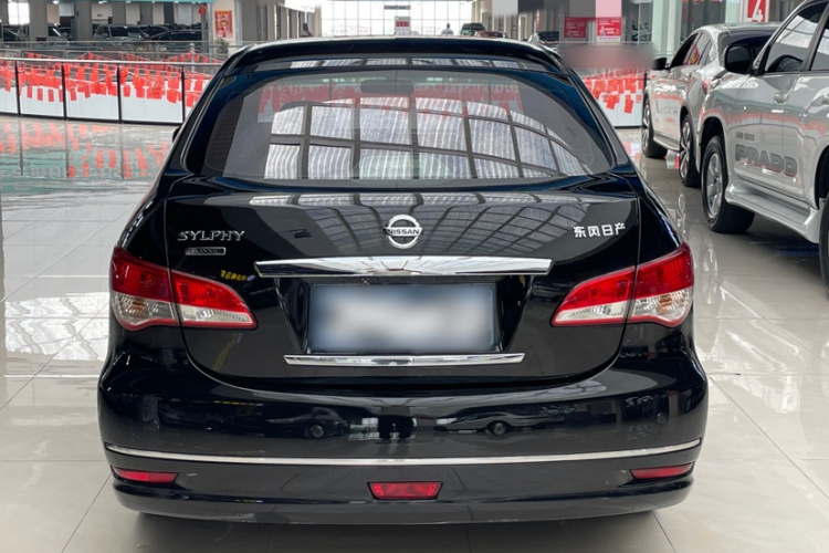 日产 轩逸 2016款 经典 1.6XE 自动领先版车身外观6004