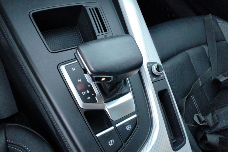 奥迪A4L 2020款 40 TFSI 时尚致雅型局部细节18