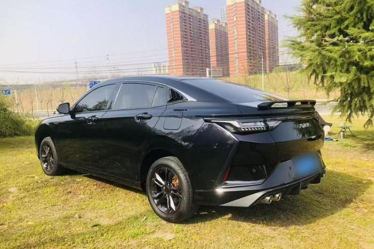 东风风神 奕炫 2023款 马赫版 1.5L 自动追影版车身外观6003