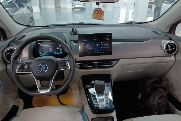 比亚迪 元Pro 2023款 401KM豪华型中控内饰12