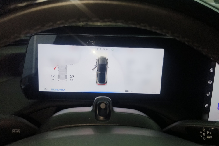 小鹏P7 2020款 670N局部细节14