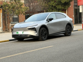 小鹏G7 2025款 702 超长续航 Max