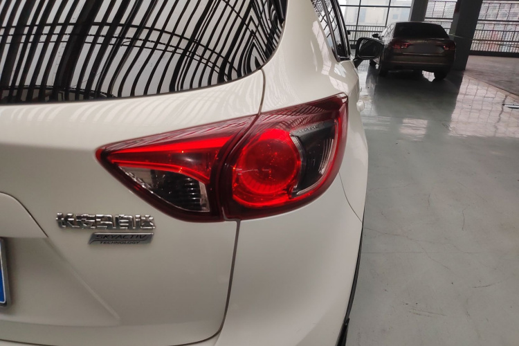 马自达CX-5 2015款 2.5L 自动四驱尊贵型车身外观6006