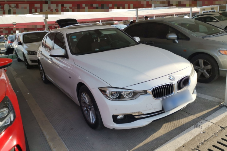 宝马3系 2016款 320Li 豪华设计套装车身外观6002