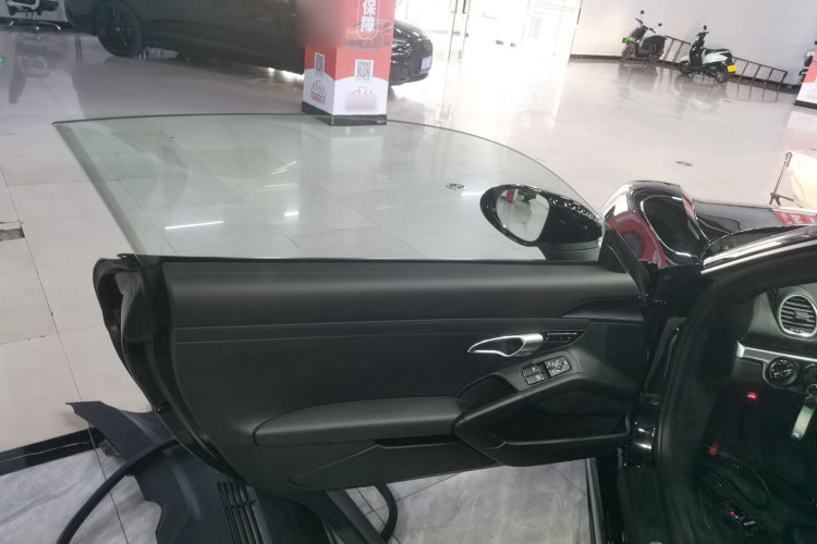 保时捷718 2018款 Cayman 2.0T中控内饰7008