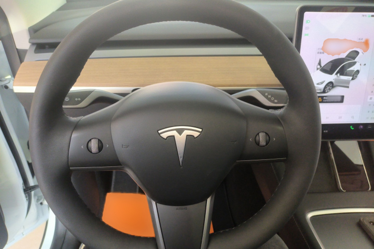 特斯拉 Model Y 2021款 长续航全轮驱动版 3D7局部细节13