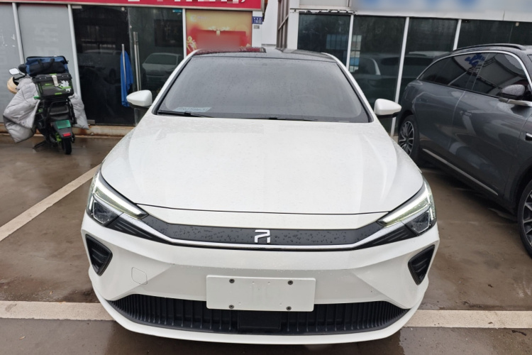 飞凡汽车 飞凡ER6 2021款 新动版 620km 智行版车身外观2