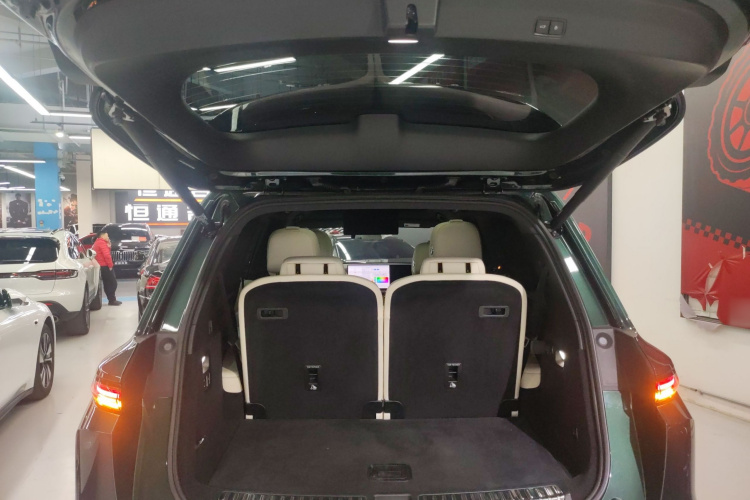 理想汽车 理想L9 2022款 Max局部细节23