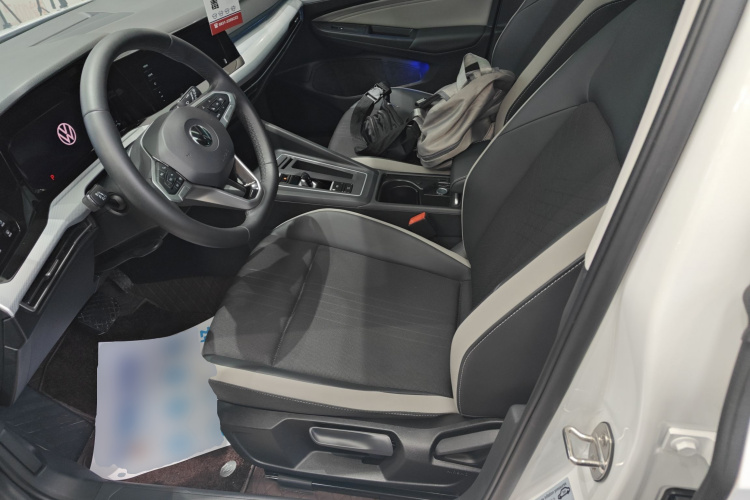 大众 高尔夫 2023款 改款 280TSI DSG Pro中控内饰19