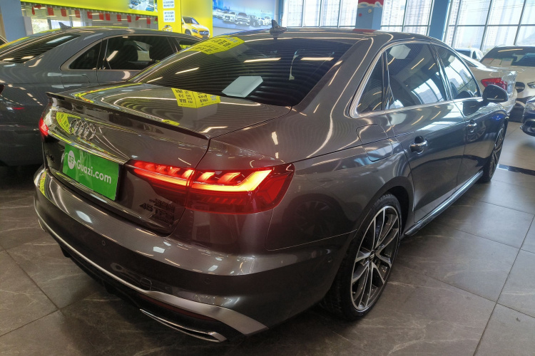 奥迪A4L 2020款 45 TFSI quattro 臻选动感型车身外观7