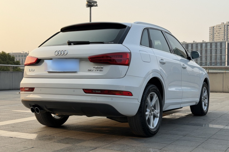 奥迪Q3 2017款 30 TFSI 时尚型车身外观6007