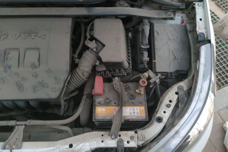 丰田 雷凌 2016款 1.6G CVT精英版局部细节9007