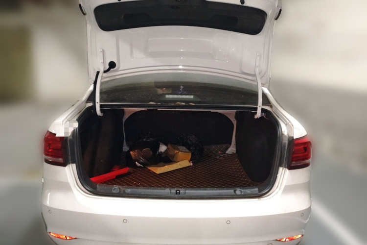 大众 2019款 朗逸启航 1.5L 手动风尚版 国VI中控内饰23